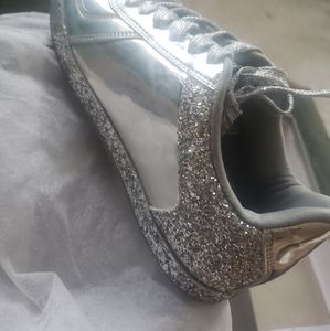 Women shoes Glitter with lace up